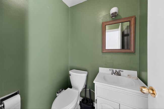 Photo - 221 Dodge Ave