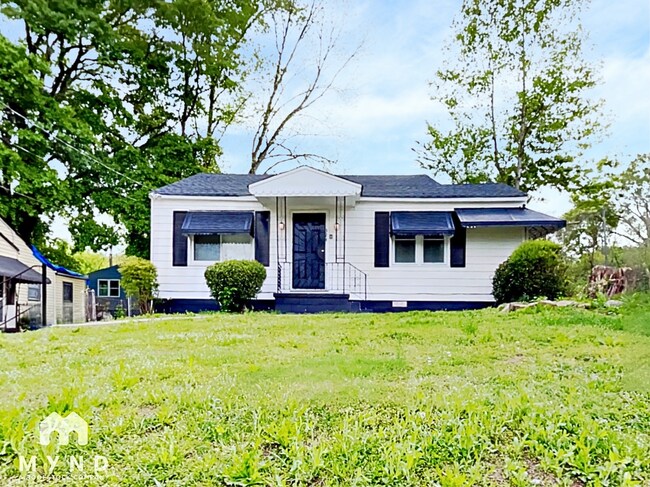 Building Photo - 324 Autumn Ln SW Rental