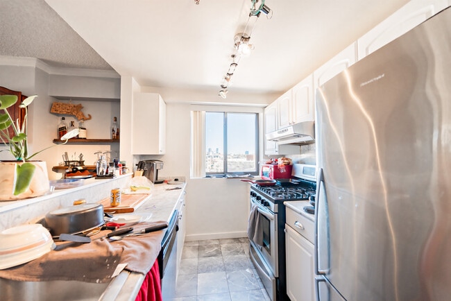 Photo - 15 North Beacon St Unidad 402