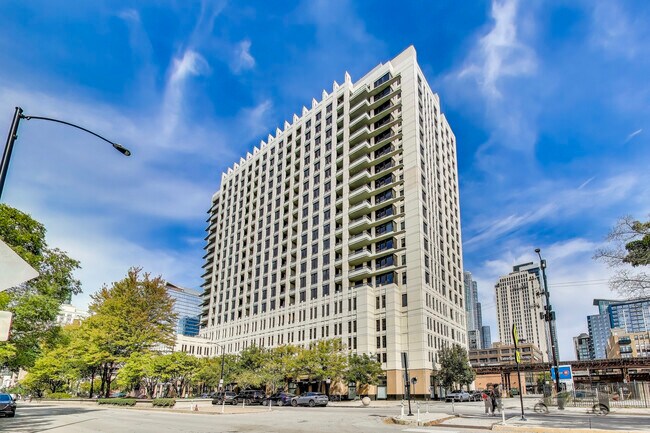 Building Photo - 1255 S State St