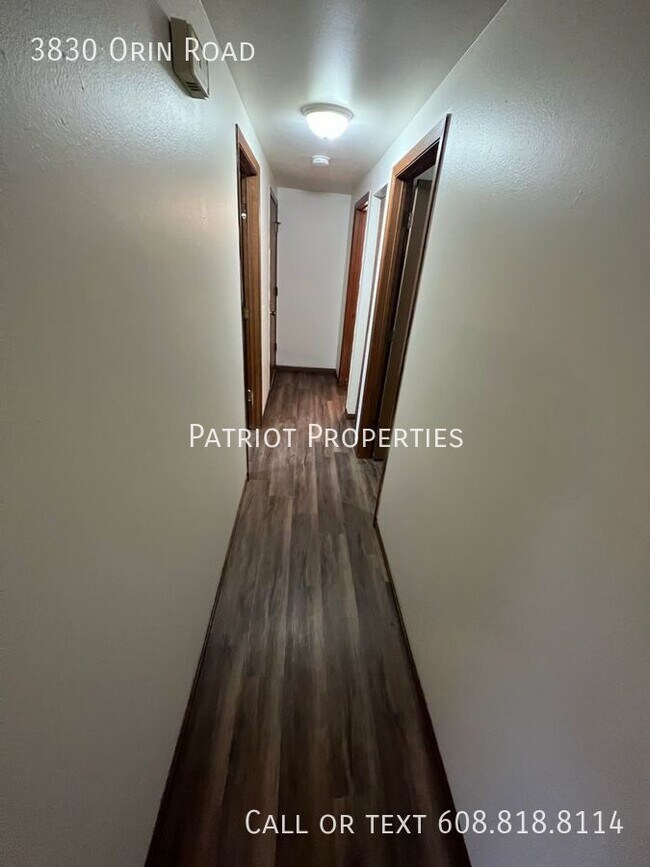 Photo - 1 bed/1 bath plus den in Madison, WI!