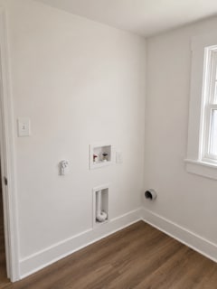 Laundry Room - 45 Laurel Ave