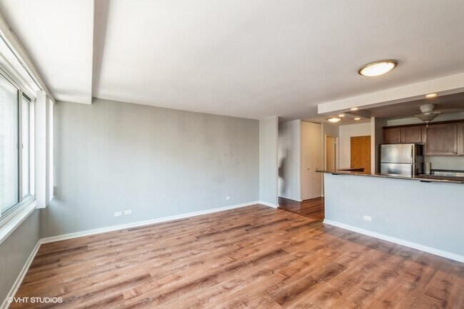 Photo - 211 E Ohio St Unit 2704