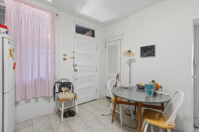 Photo - 4002 N Southport Ave Unidad 2