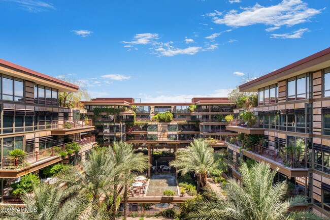 Building Photo - 7147 E Rancho Vista Dr Unit 6002