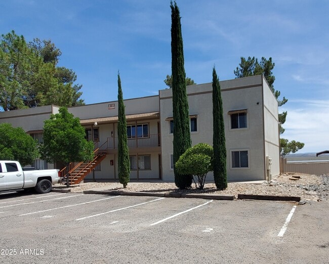 Building Photo - 1200 Lanny Ave Unit 9 Rental