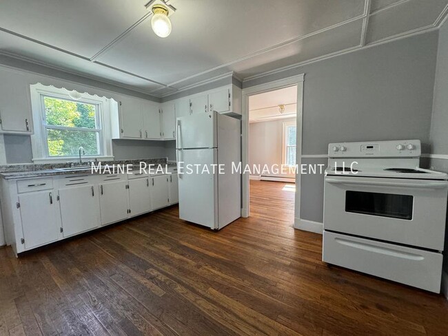 Building Photo - 5 Williams St Rental