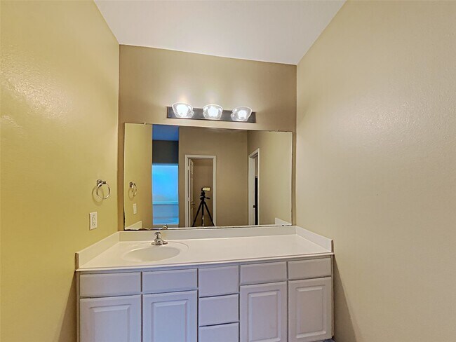 Photo - 4719 Blue Spruce Hill St
