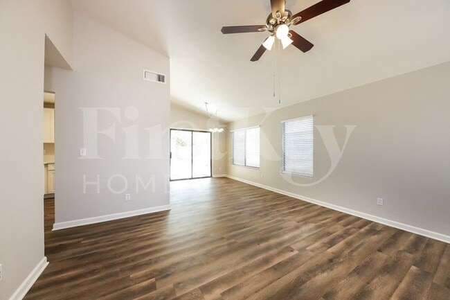Photo - 3145 W Crest Ln