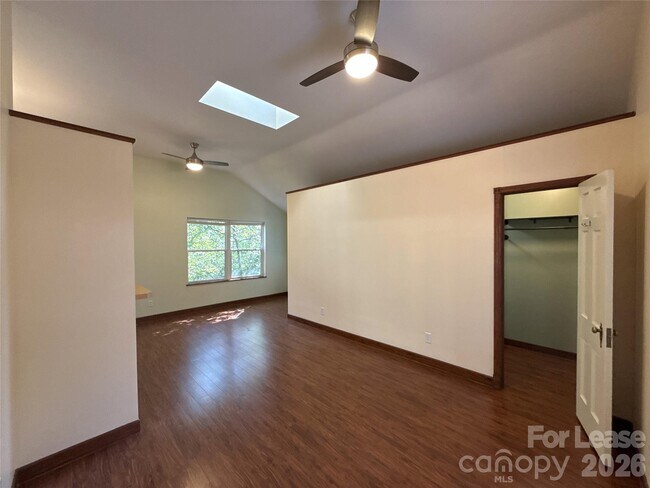 Photo - 213 S Summit Ave