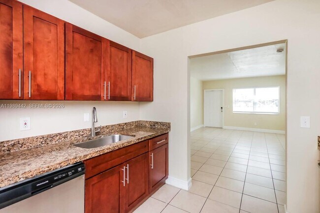 Photo - 1511 NE 205th Terrace