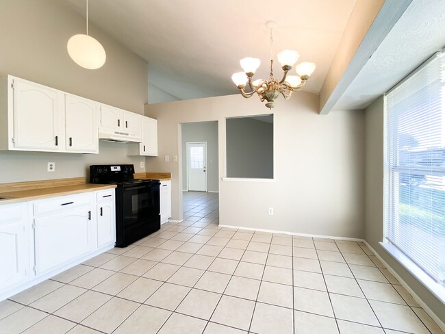 3 Bedr/ 1 bath Beautiful Home in Hockley, TX - 3 Bedr/ 1 bath Beautiful Home in Hockley, TX