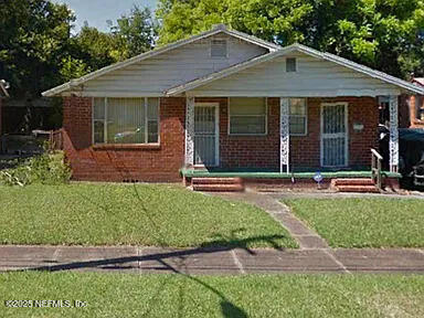 Photo - 1335 W 12th St Casa
