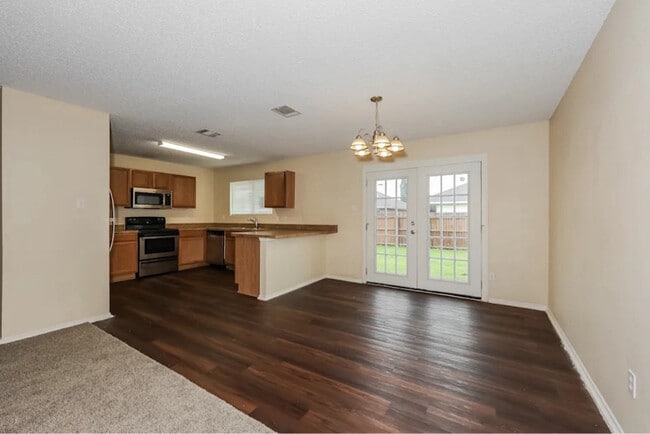 Photo - 308 Blairwood Dr