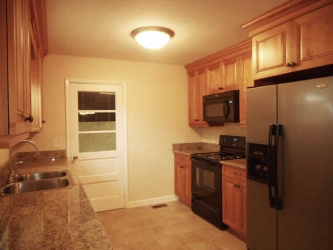 120 Latham Dr
