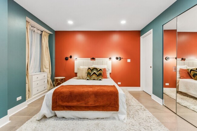 Photo - 40 E Delaware Pl Unit 805