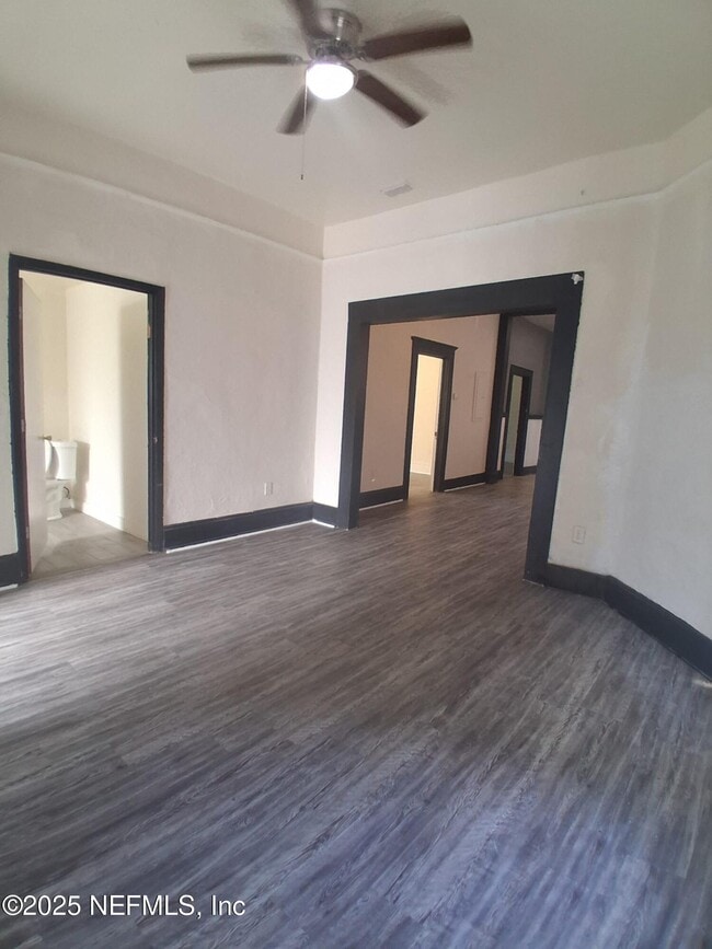 Photo - 2005 Morehouse Rd