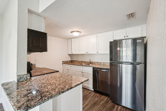Photo - Cypress West Apartments