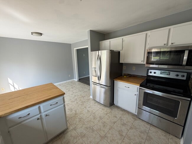 Photo - 4533 Cinnamon Ridge Trl