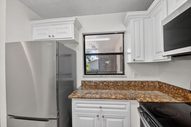 Photo - 1681 Balfour Point Dr Unidad F