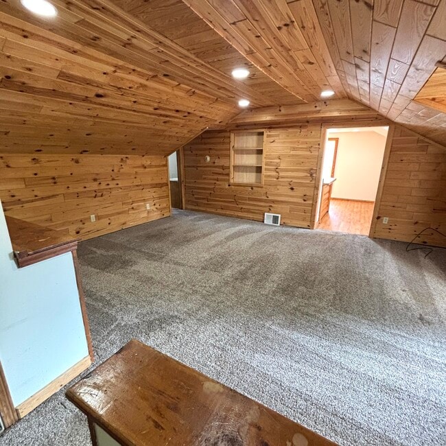 211 W Higham St Unit 211