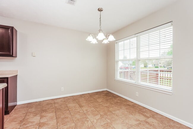 Photo - 1738 Cason Trail