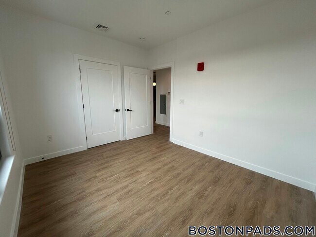 Photo - 199 Gardner St Unit 416