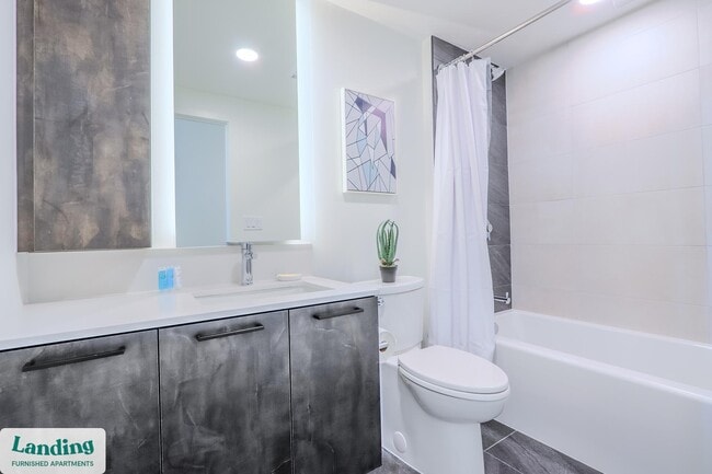 Photo - 632 Howard Rd SE Unidad 1032