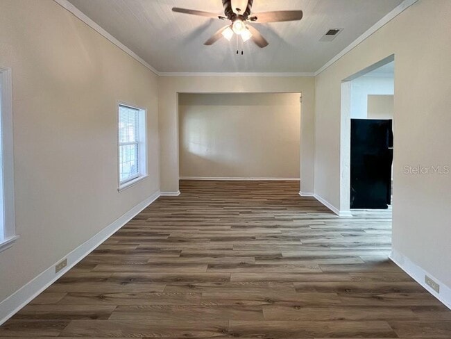 Photo - 14437 Earle St