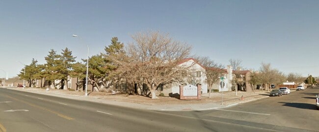 Building Photo - 5416 50th St Unit #5416