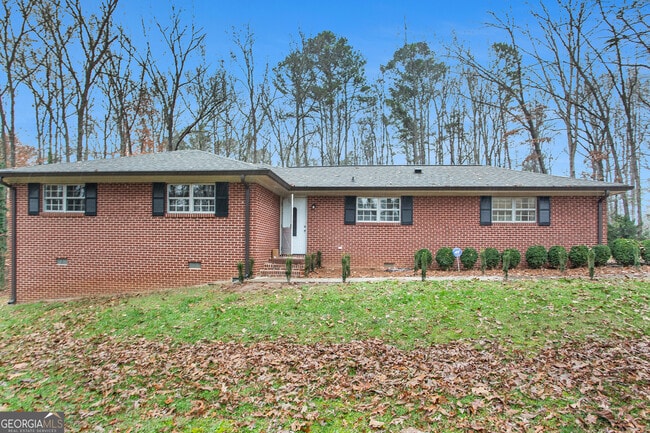 Building Photo - 1872 Forrest Rd
