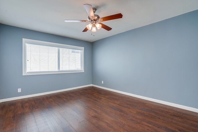 Photo - 2026 Shenandoah St (B)