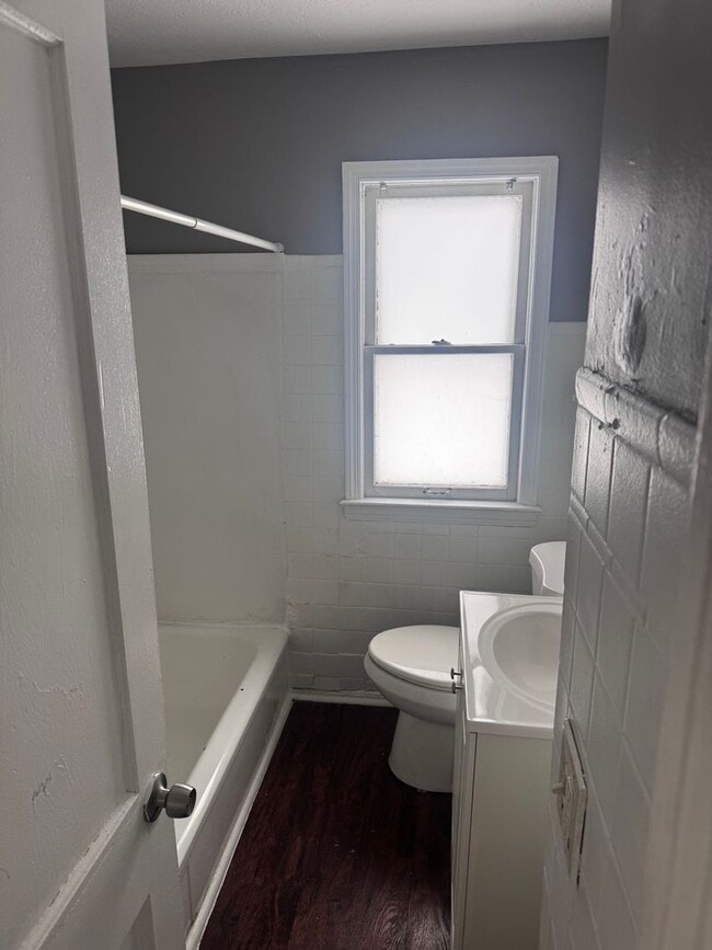 Photo - 15401 Benhoff Dr