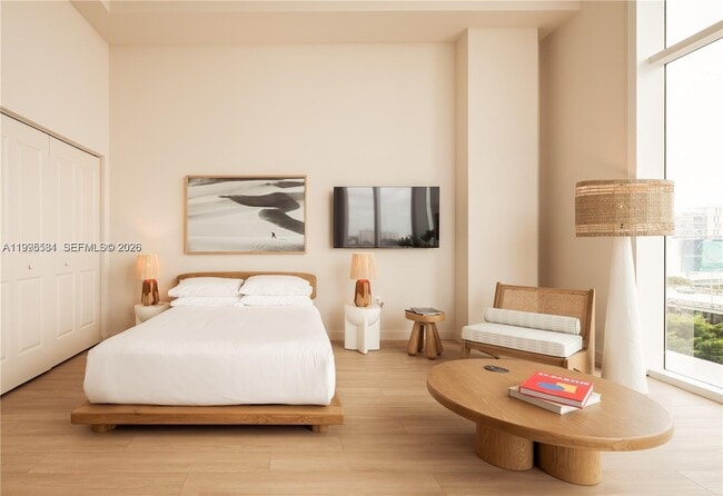 Photo - 275 SW 6th St Unit 502