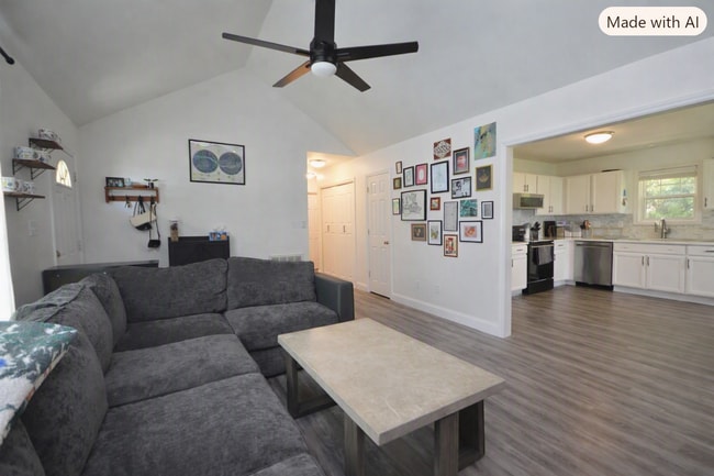4505 Whistling Way