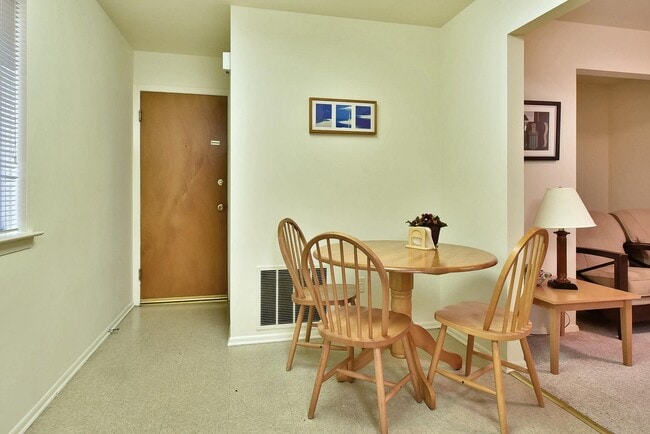 Photo - 712 Bergen St Unit 1A