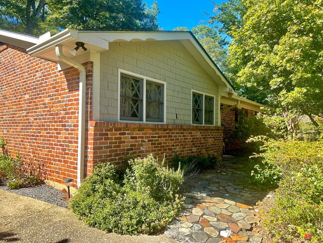 Super Cute One Level Home 1 mile from Toom... - Super Cute One Level Home 1 mile from Toom...
