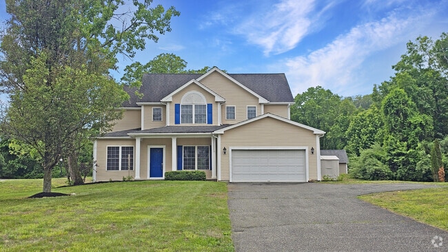 Building Photo - 48 Meadow Brook Rd Rental