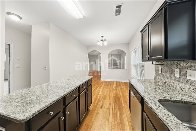 Photo - 5592 Lair Ln