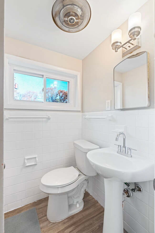 Photo - 2210 Wharton Rd NW