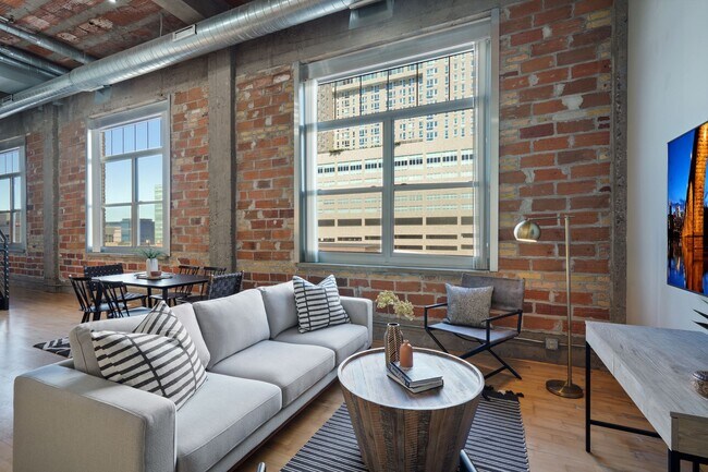 Photo - 521 S 7th St Unit 602