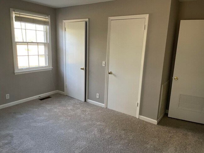 Photo - 2502 Sharondale Drive