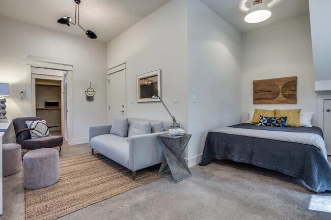 Photo - 54 Lynn St Unit 1