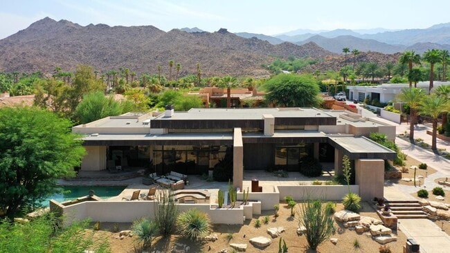 Photo - 73115 Crosby Ln
