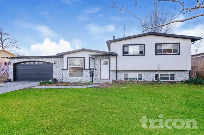 Building Photo - 440 E 8490 S