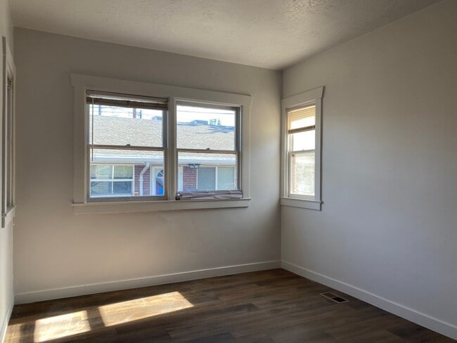 Photo - 333 S Elizabeth St Unit 1