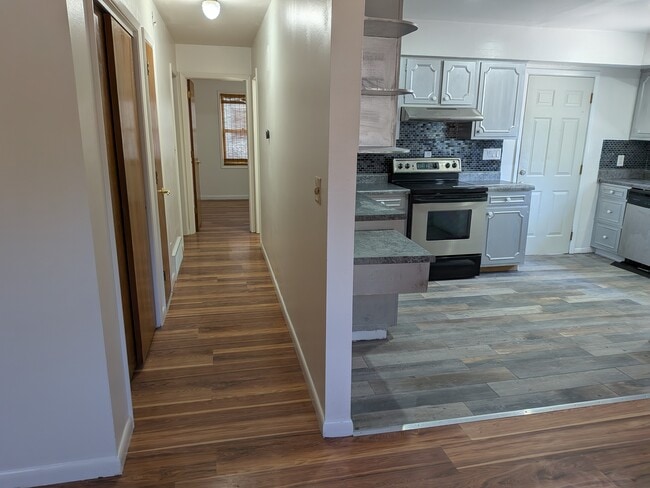 Photo - 1038 W Maple Ave S Unit 1