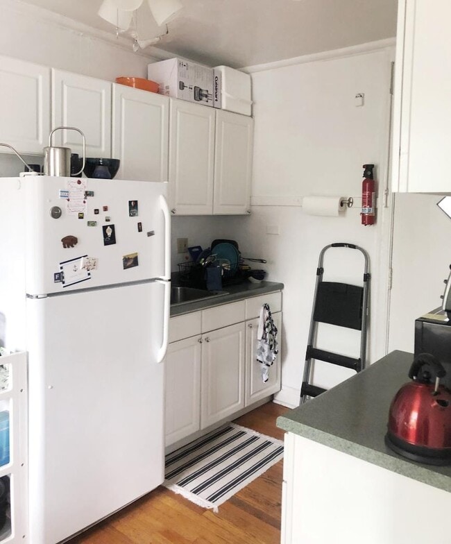 Building Photo - 1 bedroom in Chicago IL 60614 Rental