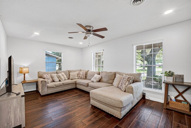 Photo - 10263 Old Orchard Rd