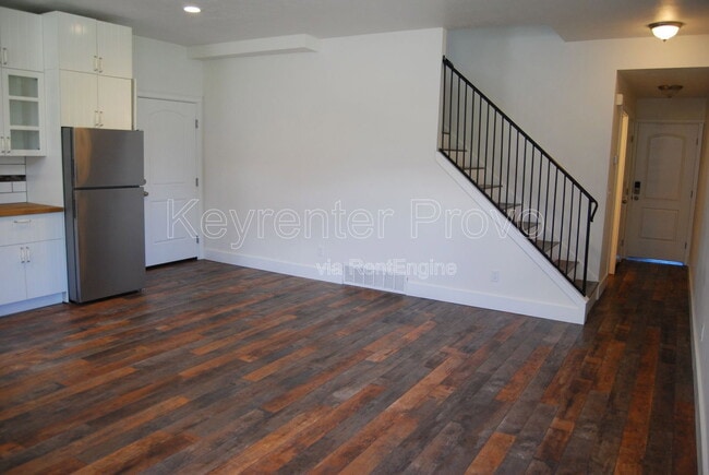 Photo - 713 W 500 S Unit B